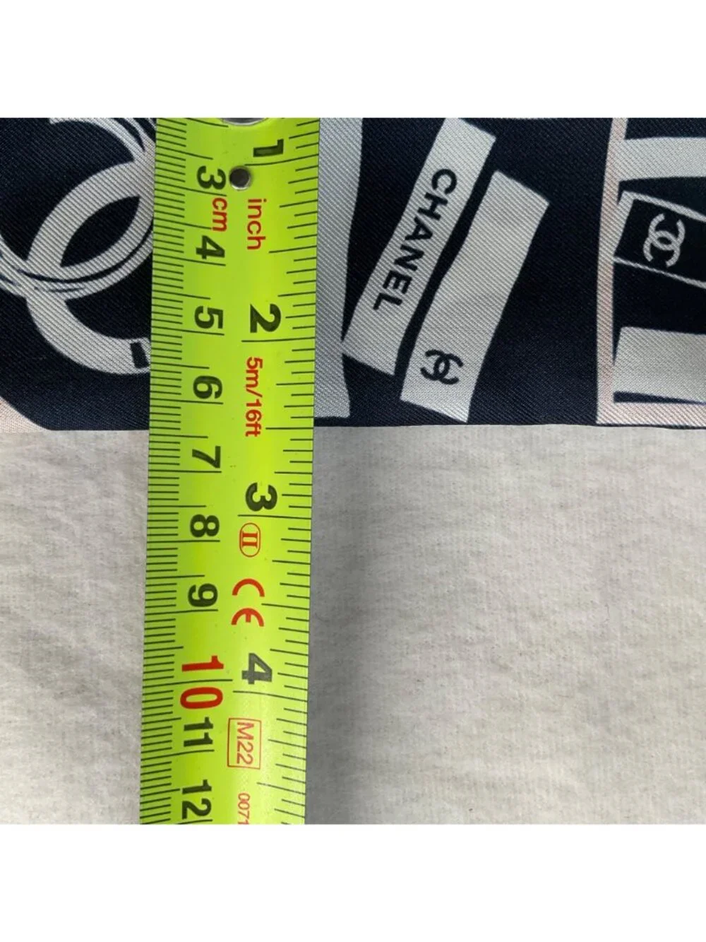 NWOT w/box CHANEL blue white silk scarf slim headband books logo Trojan
